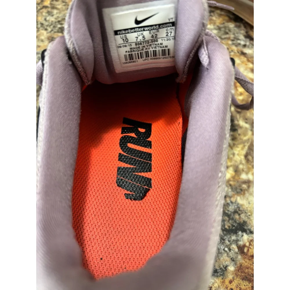 Women’s Nike Air Max 2016 - Picture 6 of 9